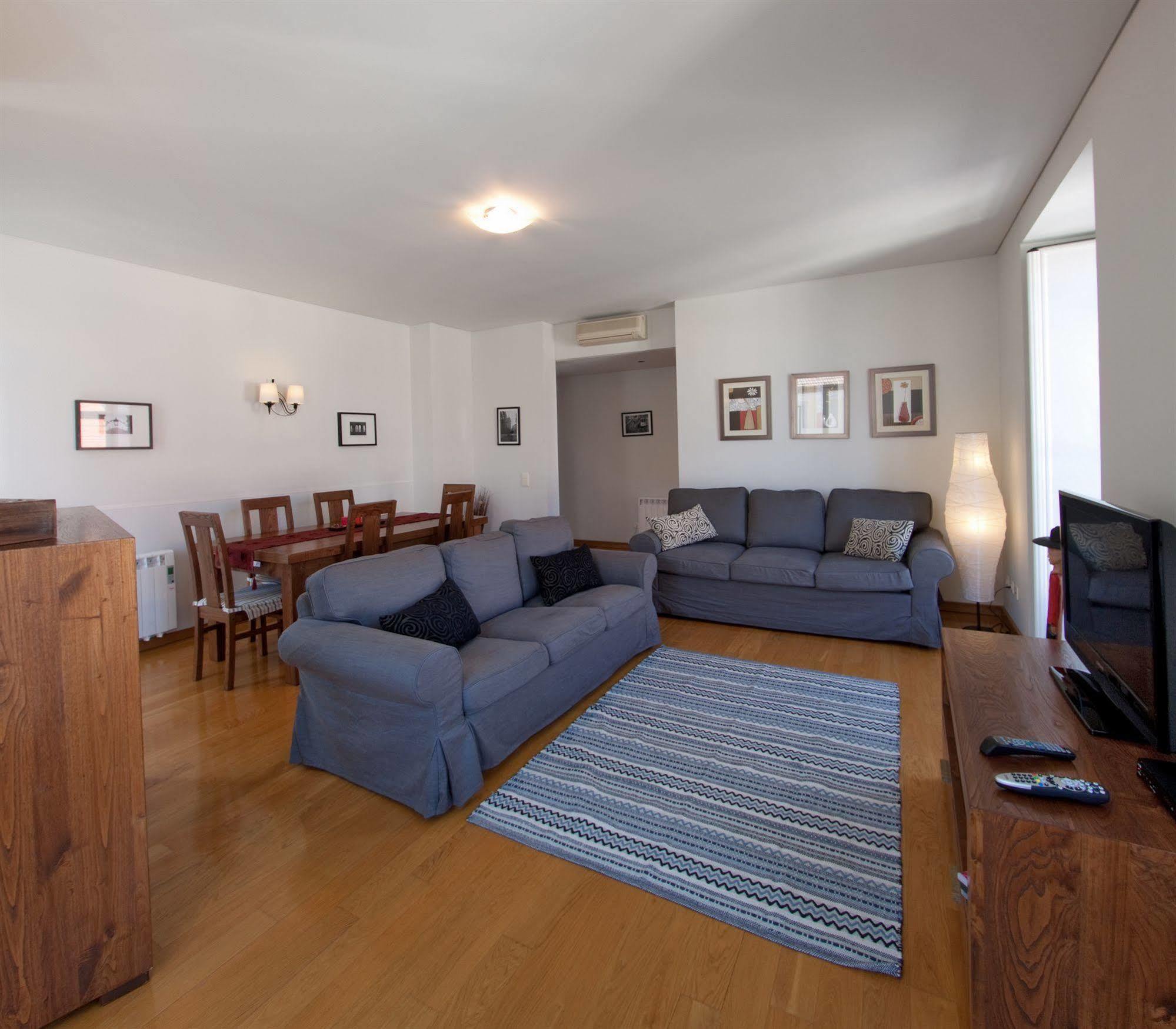 Chiado Apartments Lisbon Exterior photo